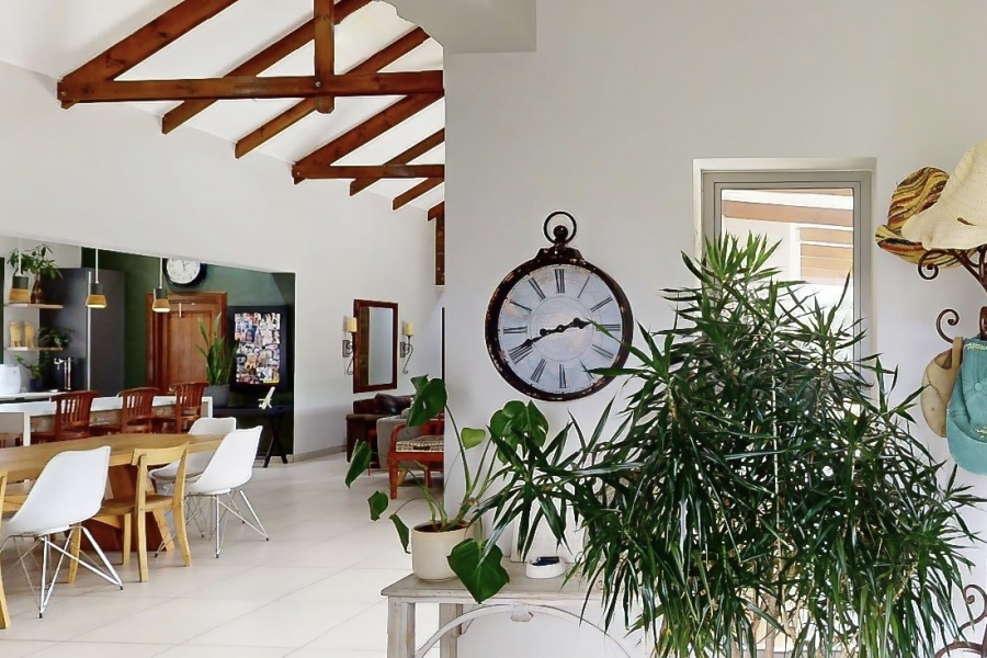 3 Bedroom Property for Sale in Kraaibosch Western Cape